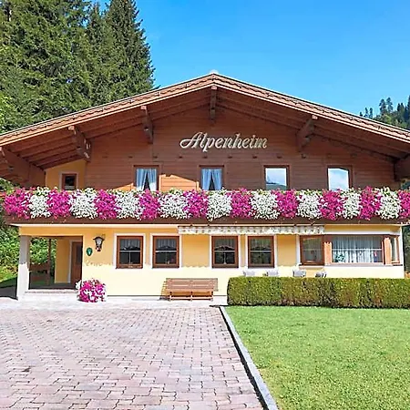 Haus Alpenheim Flachau