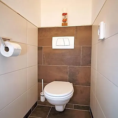 Haus Alpenheim Guest house
